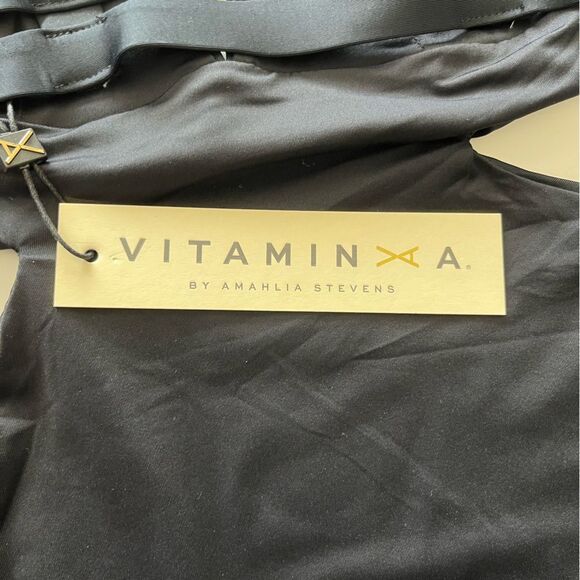 Vitamin A Paradise Plunge Open Back Cut Out One Piece Swimsuit NEW NWT - Picture 6 of 8